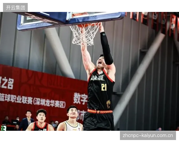 伤病潮冲击球队禁区防守，教练组或增加联防时长以弥补护筐能力不足。